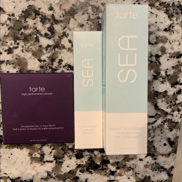 Tarte Makeup - Picture 1 of 6